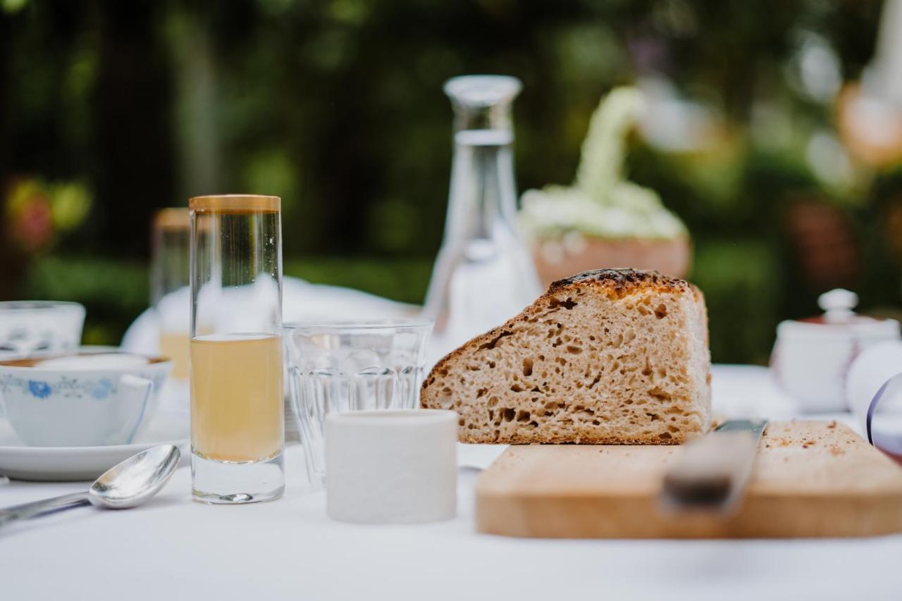 Ottmanngut Suite And Breakfast Merano Eksteriør bilde