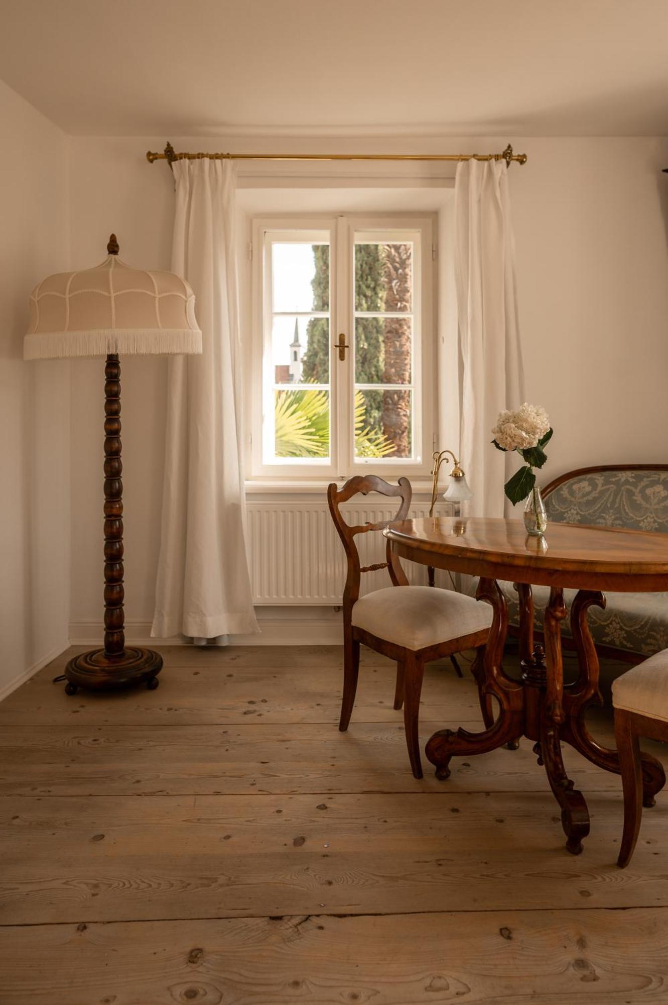 Ottmanngut Suite And Breakfast Merano Eksteriør bilde