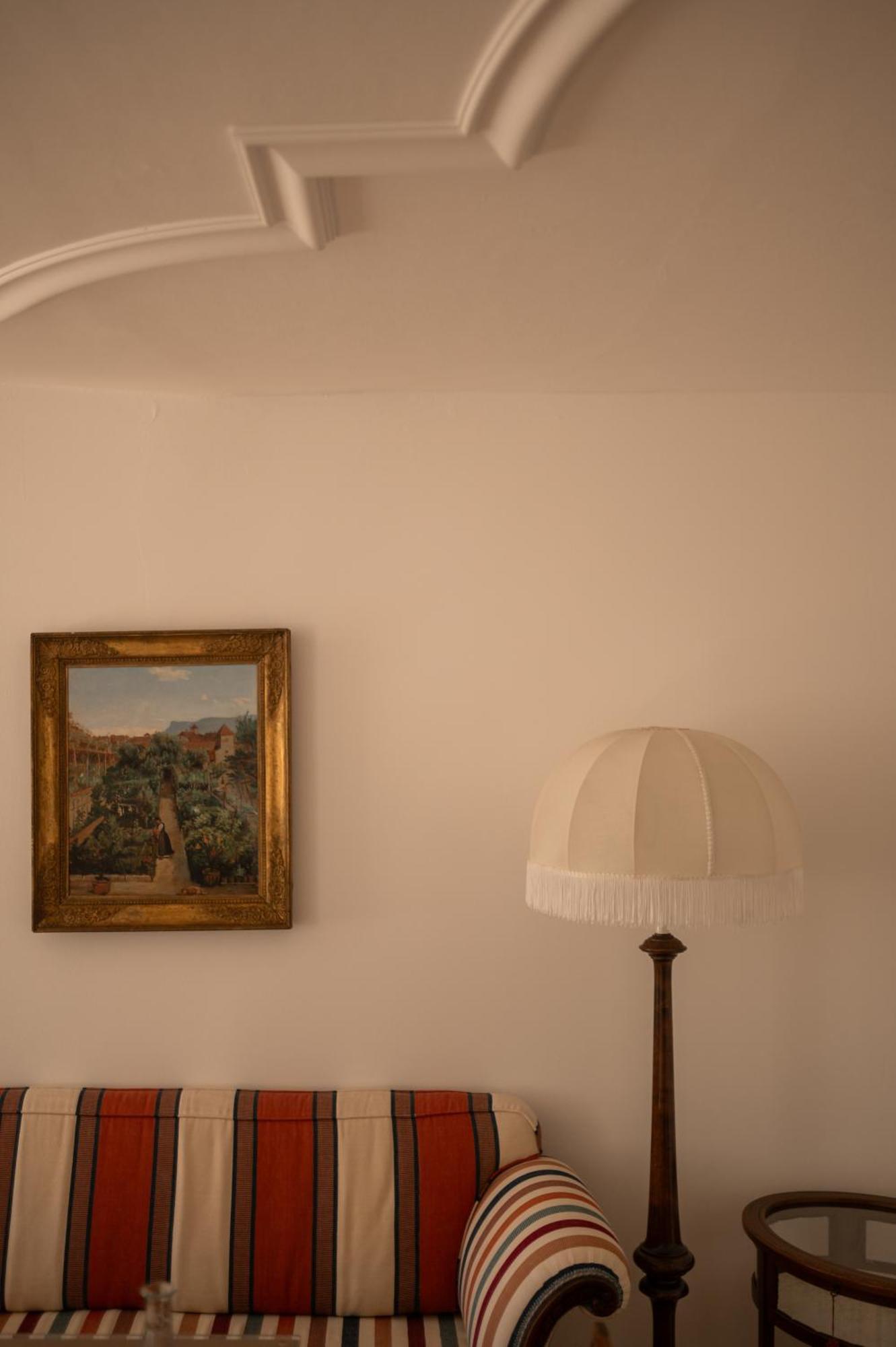 Ottmanngut Suite And Breakfast Merano Eksteriør bilde