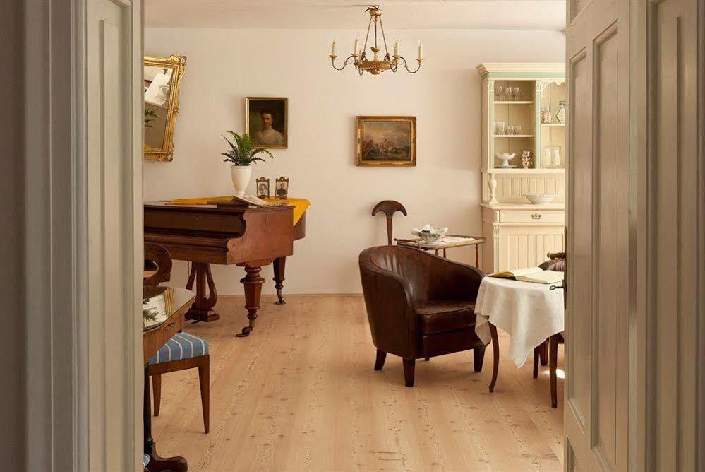 Ottmanngut Suite And Breakfast Merano Eksteriør bilde
