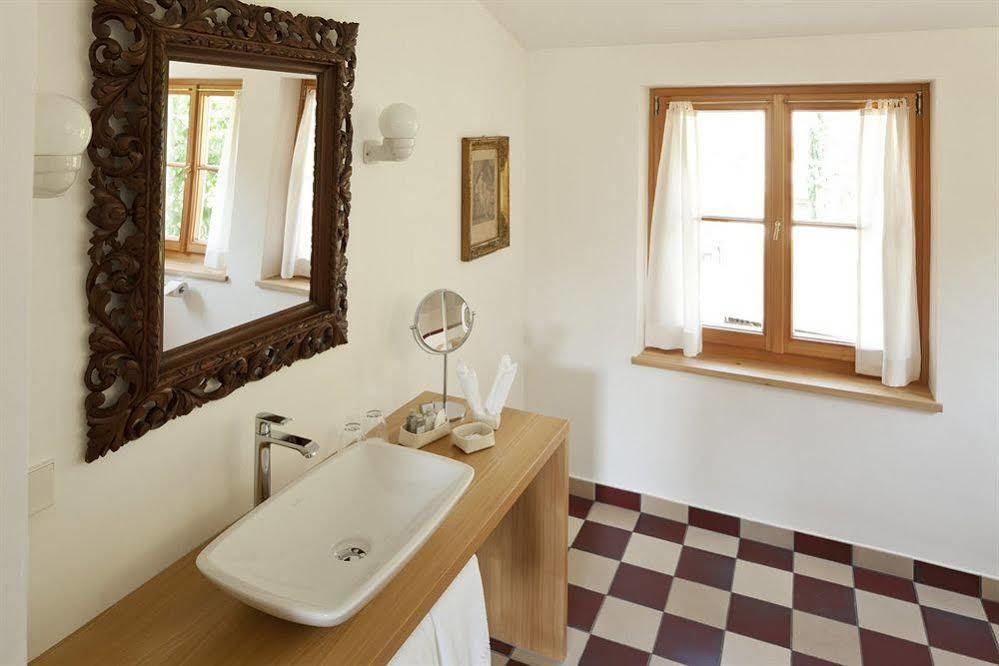 Ottmanngut Suite And Breakfast Merano Eksteriør bilde